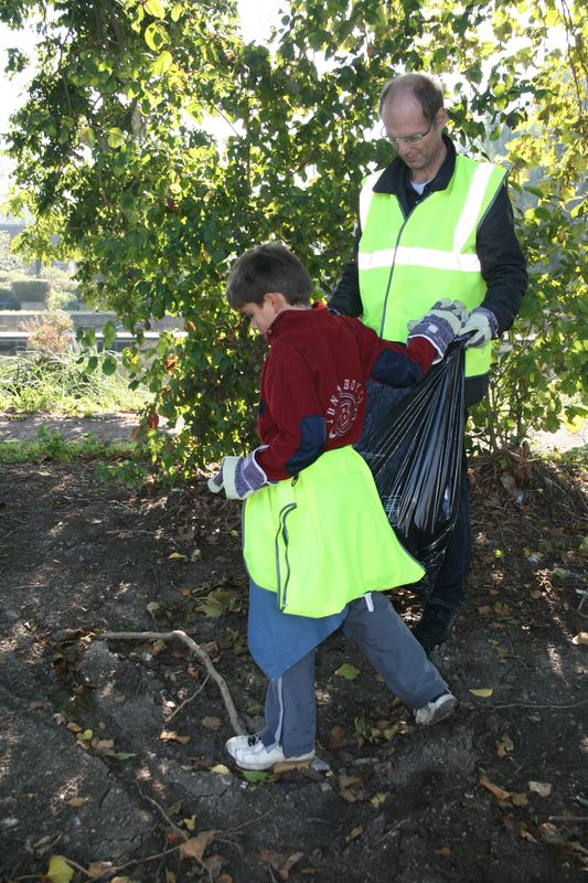 gal/Ville_Propre/OPERATION DECHETS LAMBRES 037.JPG